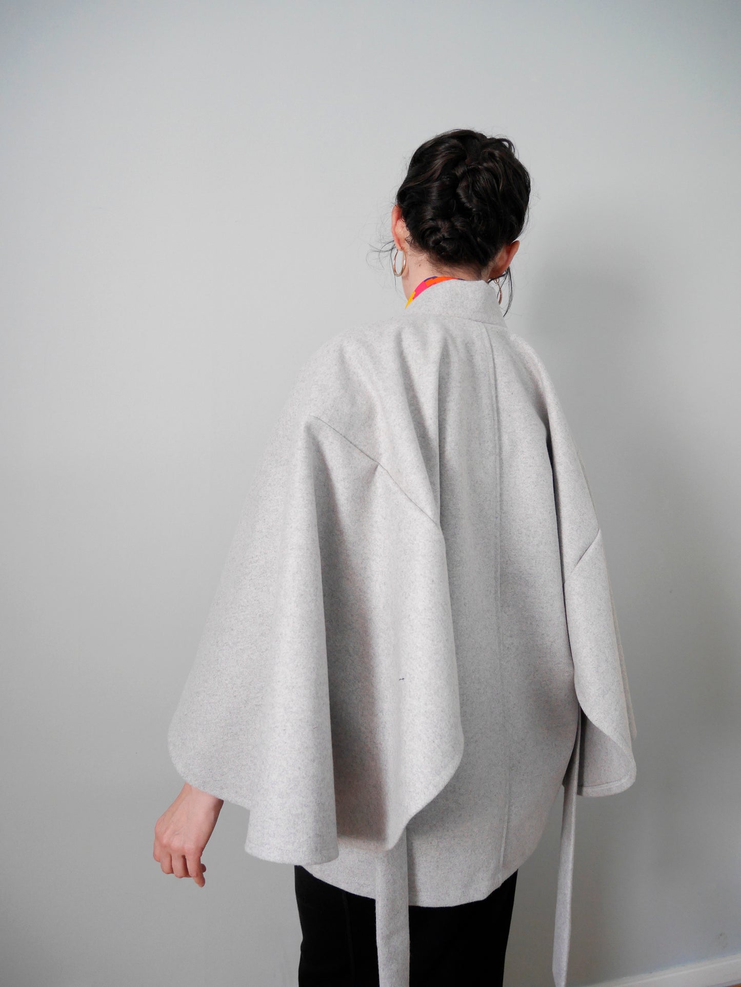 La Cape en laine "Yuki"