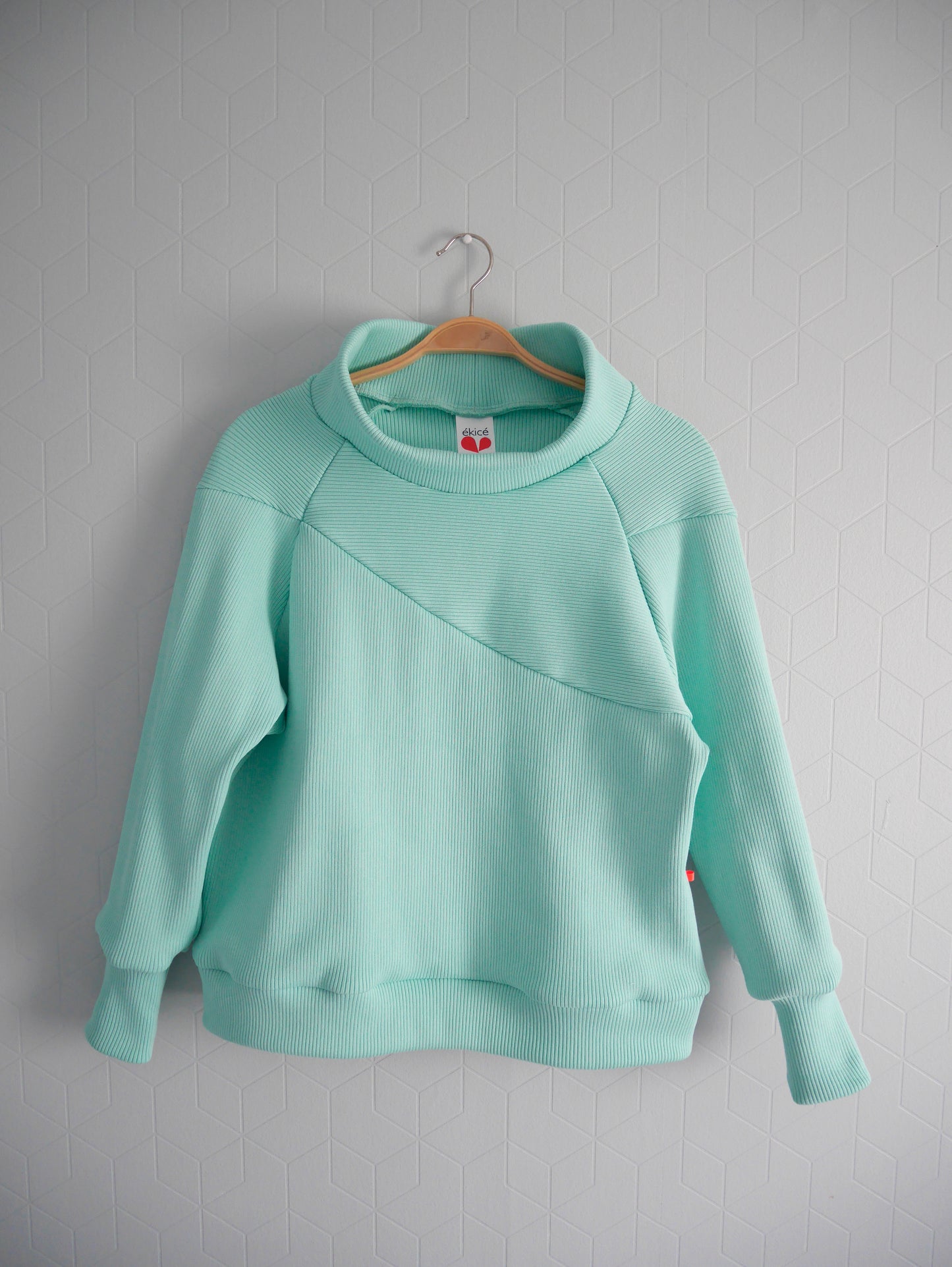 Le pull "Mizu"